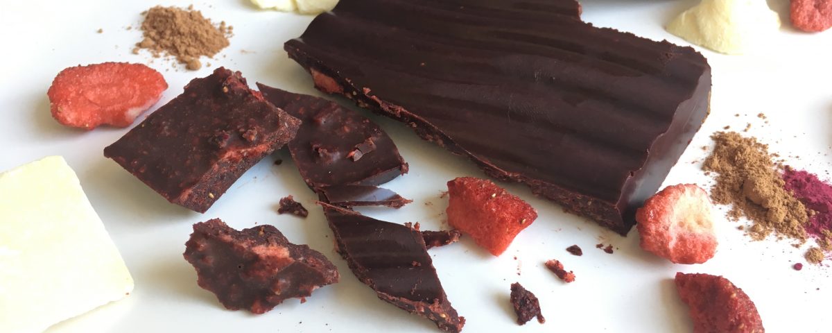 Lactosevrije biologische chocolade met aardbeienvulling koolhydraatarm- Chocoladezusjes
