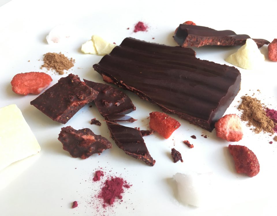 Lactosevrije biologische chocolade met aardbeienvulling koolhydraatarm- Chocoladezusjes